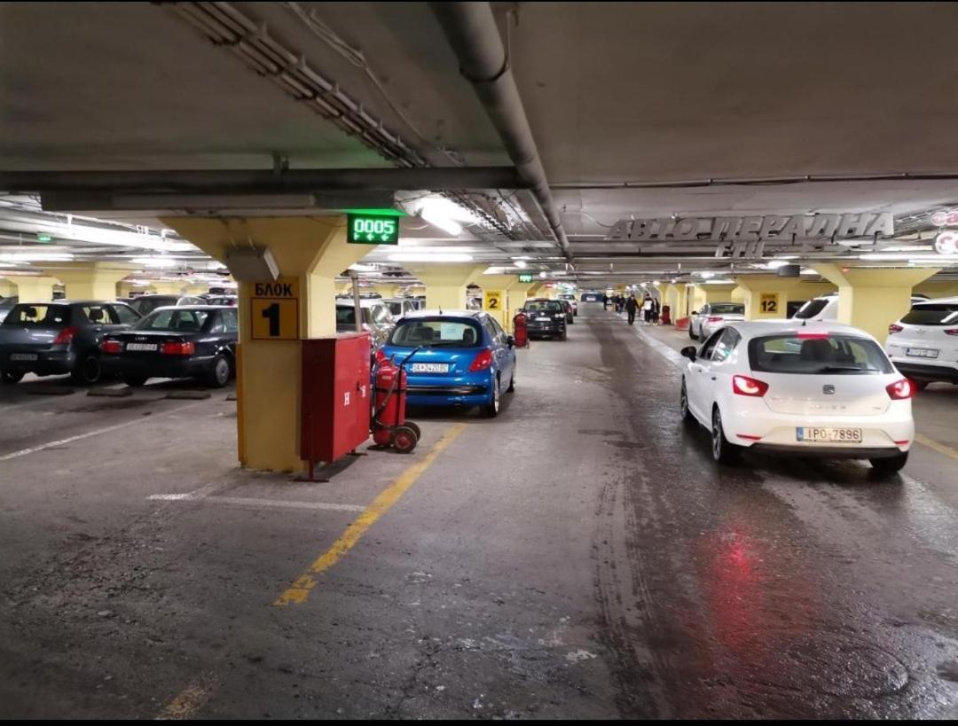 Calla 4 Apartment - Main Square, In The City Shopping Center - Parking Slot With Securiti And Video Camera Skopje Luaran gambar